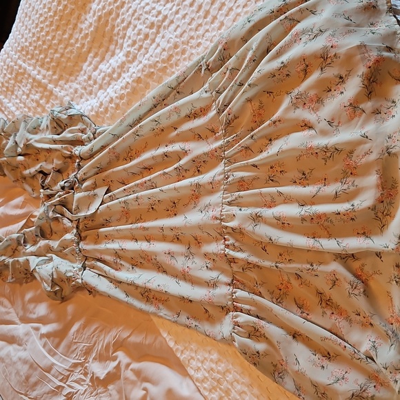 Dex Floral Midi Dress - Light Green - Picture 5 of 7